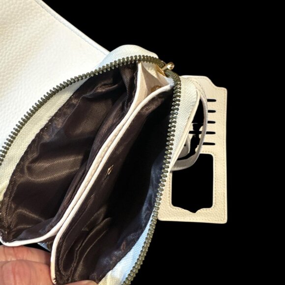 Cat Crossbody Purse - Picture 4 of 9